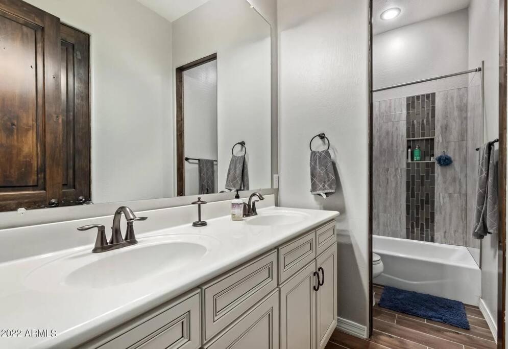Phoenix Home With Heated Pool, Desert Views & Hot Tub Anthem Εξωτερικό φωτογραφία